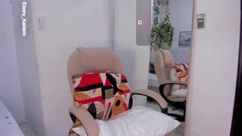 Snapshot of ebony_katterin chatting on May 2026 06:09:01 PM ebony_katterin online show from May 2026 06:09:01 PM
