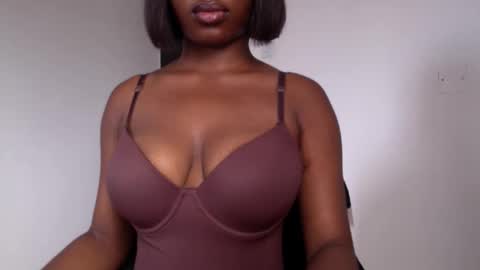 Snapshot of ebony_pussy98 chatting on March 2026 11:14:01 AM delilah online show from March 2026 11:14:01 AM