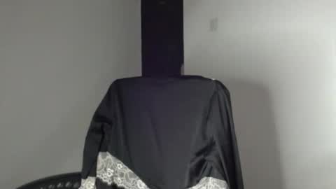 Snapshot of ebony_pussy98 chatting on March 2026 07:09:01 PM delilah online show from March 2026 07:09:01 PM