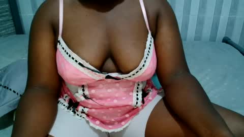 Snapshot of ebony_sabrina chatting on June 2026 07:25:01 AM Sabrina online show from June 2026 07:25:01 AM