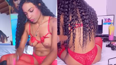 Snapshot of ebony_skyee chatting on September 2025 01:48:02 PM SKYE online show from September 2025 01:48:02 PM