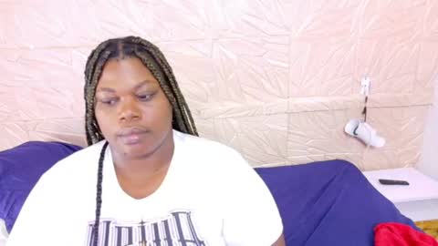 Snapshot of ebony_sugar_mommy chatting on June 2026 02:21:01 AM MILENA online show from June 2026 02:21:01 AM