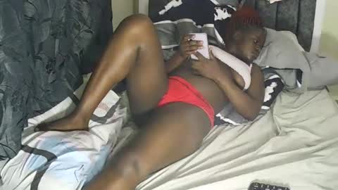 Snapshot of ebony_tasha chatting on January 2025 07:03:01 PM tasha online show from January 2025 07:03:01 PM