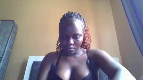 Snapshot of ebony_tasha chatting on March 2025 08:18:02 AM tasha online show from March 2025 08:18:02 AM
