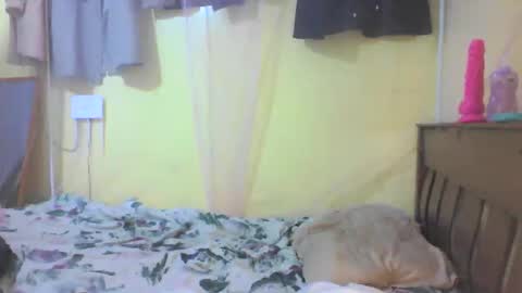 Ebonymuse2 online show from April 2026 07:10:01 PM