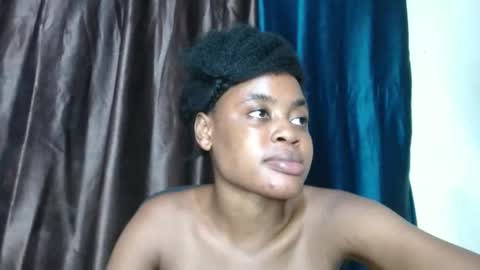 Snapshot of ebonypussy_xx chatting on October 2025 11:49:02 PM ebonypussy_xx online show from October 2025 11:49:02 PM