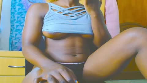 Snapshot of ebonysmilz88 chatting on May 2026 04:07:02 AM ebonysmilz88 online show from May 2026 04:07:02 AM