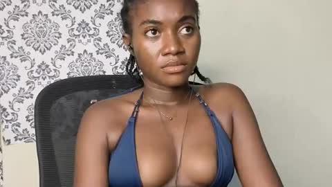 Snapshot of ebonyx_kokox chatting on October 2025 05:35:01 PM ebonyx_kokox online show from October 2025 05:35:01 PM