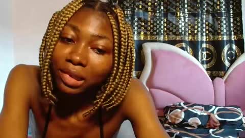 Snapshot of ebonyxxbabe chatting on May 2026 09:05:01 AM ebonyxxbabe online show from May 2026 09:05:01 AM