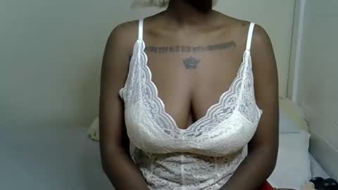 ebonyy_noir online show from March 2026 01:08:01 PM
