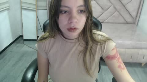 Snapshot of eco_deluna_v chatting on March 2026 01:06:01 PM Hi Stream 800am to 200pm online show from March 2026 01:06:01 PM