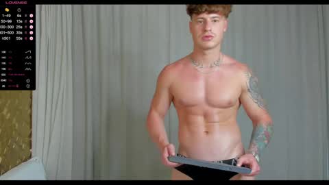 Snapshot of ed_hooligan chatting on June 2026 04:29:01 PM ed_hooligan online show from June 2026 04:29:01 PM