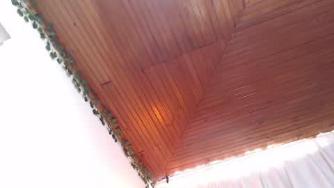 Edda online show from February 2025 06:37:01 PM