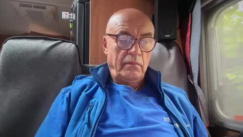 Snapshot of eddelmar chatting on June 2026 12:11:01 PM eddelmar online show from June 2026 12:11:01 PM