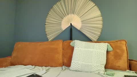 Eddie online show from December 2024 03:04:02 AM