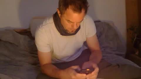 Snapshot of edelholz87 chatting on May 2026 04:08:02 AM edelholz87 online show from May 2026 04:08:02 AM