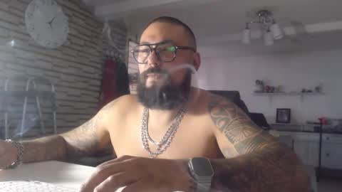 edgarram83 online show from November 2025 11:03:01 PM