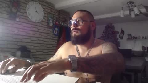 edgarram83 online show from December 2025 09:58:01 AM