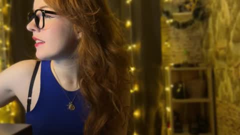Snapshot of edithafarro chatting on January 2025 11:27:01 PM Friendly neighbourhoud redhead online show from January 2025 11:27:01 PM