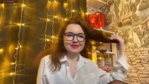 Snapshot of edithafarro chatting on February 2025 02:12:01 AM Friendly neighbourhoud redhead online show from February 2025 02:12:01 AM