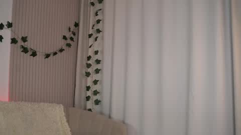 Lisa  online show from February 2025 04:20:01 AM