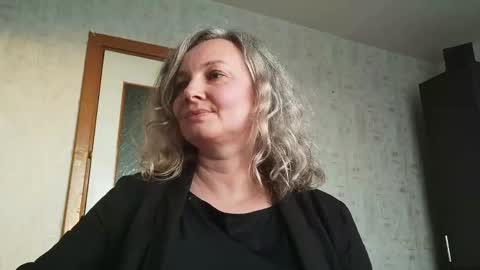 Snapshot of edithmanning chatting on May 2026 05:09:02 PM edithmanning online show from May 2026 05:09:02 PM