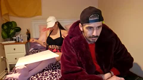 edmonton1985780 online show from April 2026 08:19:02 AM