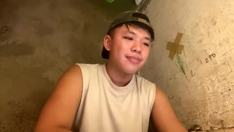 Snapshot of edrianburca052 chatting on April 2026 06:49:02 PM urasian chub online show from April 2026 06:49:02 PM