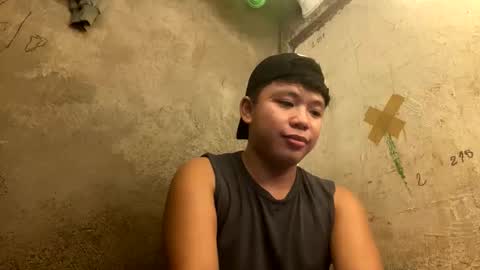 Snapshot of edrianburca052 chatting on April 2026 05:56:01 PM urasian chub online show from April 2026 05:56:01 PM