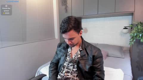 Eduardo online show from January 2025 03:37:01 AM