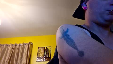 Snapshot of edwardaims_2please chatting on October 2025 02:23:02 AM edwardaims_2please online show from October 2025 02:23:02 AM