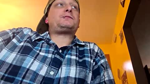 Snapshot of edwardaims_2please chatting on November 2025 02:52:02 PM edwardaims_2please online show from November 2025 02:52:02 PM