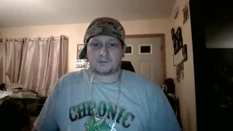 Snapshot of edwardaims_2please chatting on November 2025 04:45:01 AM edwardaims_2please online show from November 2025 04:45:01 AM