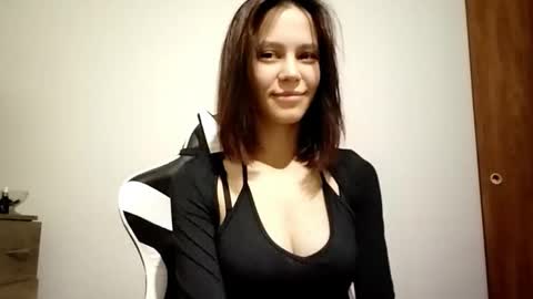 Viktoria online show from February 2026 03:37:02 PM