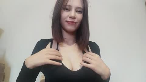 Viktoria online show from February 2026 12:10:02 PM