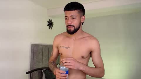 eevil_boys_77 online show from October 2025 01:01:02 PM