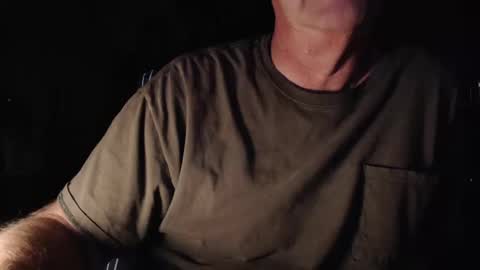 Snapshot of eeyoreeeyore chatting on October 2025 02:43:02 AM eeyoreeeyore online show from October 2025 02:43:02 AM