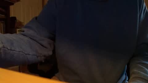 eeyoreeeyore online show from November 2025 12:07:01 PM