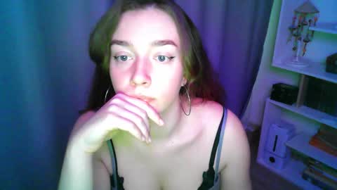 effie_balconii online show from November 2025 06:37:02 AM