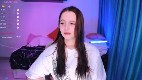 Snapshot of effie_lee chatting on December 2024 12:26:01 PM Effie online show from December 2024 12:26:01 PM