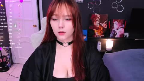Snapshot of effie_lee chatting on May 2026 04:54:02 AM Effie online show from May 2026 04:54:02 AM