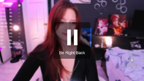 Snapshot of effie_lee chatting on June 2026 02:24:02 AM Effie online show from June 2026 02:24:02 AM