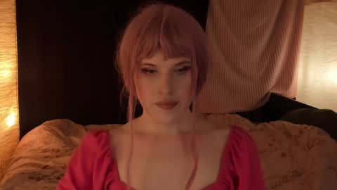 Effie Mur online show from March 2025 07:04:02 PM