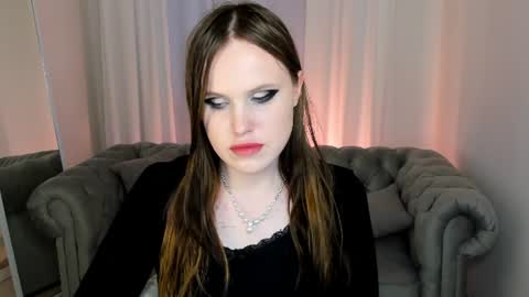 Effie Mur online show from July 2026 04:19:01 AM