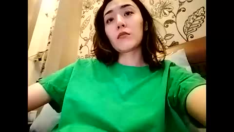 Snapshot of effy007 chatting on April 2026 04:00:01 PM Effy online show from April 2026 04:00:01 PM