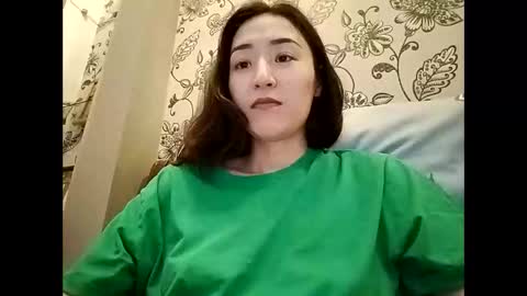 Snapshot of effy007 chatting on April 2026 05:30:01 PM Effy online show from April 2026 05:30:01 PM