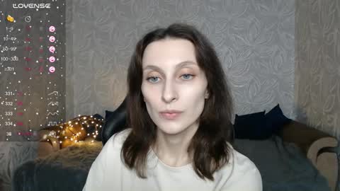 Snapshot of effy_gray chatting on September 2025 05:14:01 PM Anna online show from September 2025 05:14:01 PM