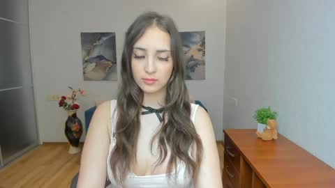 Snapshot of effy_royse chatting on June 2026 05:38:02 PM Effy Royse online show from June 2026 05:38:02 PM