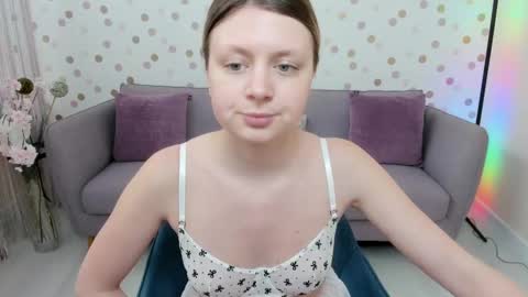 Effy online show from March 2025 09:33:02 AM