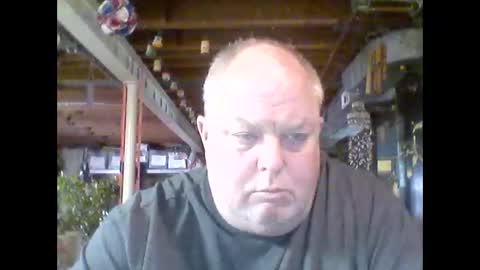 Snapshot of efriff chatting on April 2026 09:39:01 PM efriff online show from April 2026 09:39:01 PM